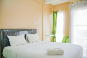 Cozy Studio Apartment at Skylounge Tamansari near Soetta Airport By Travelio